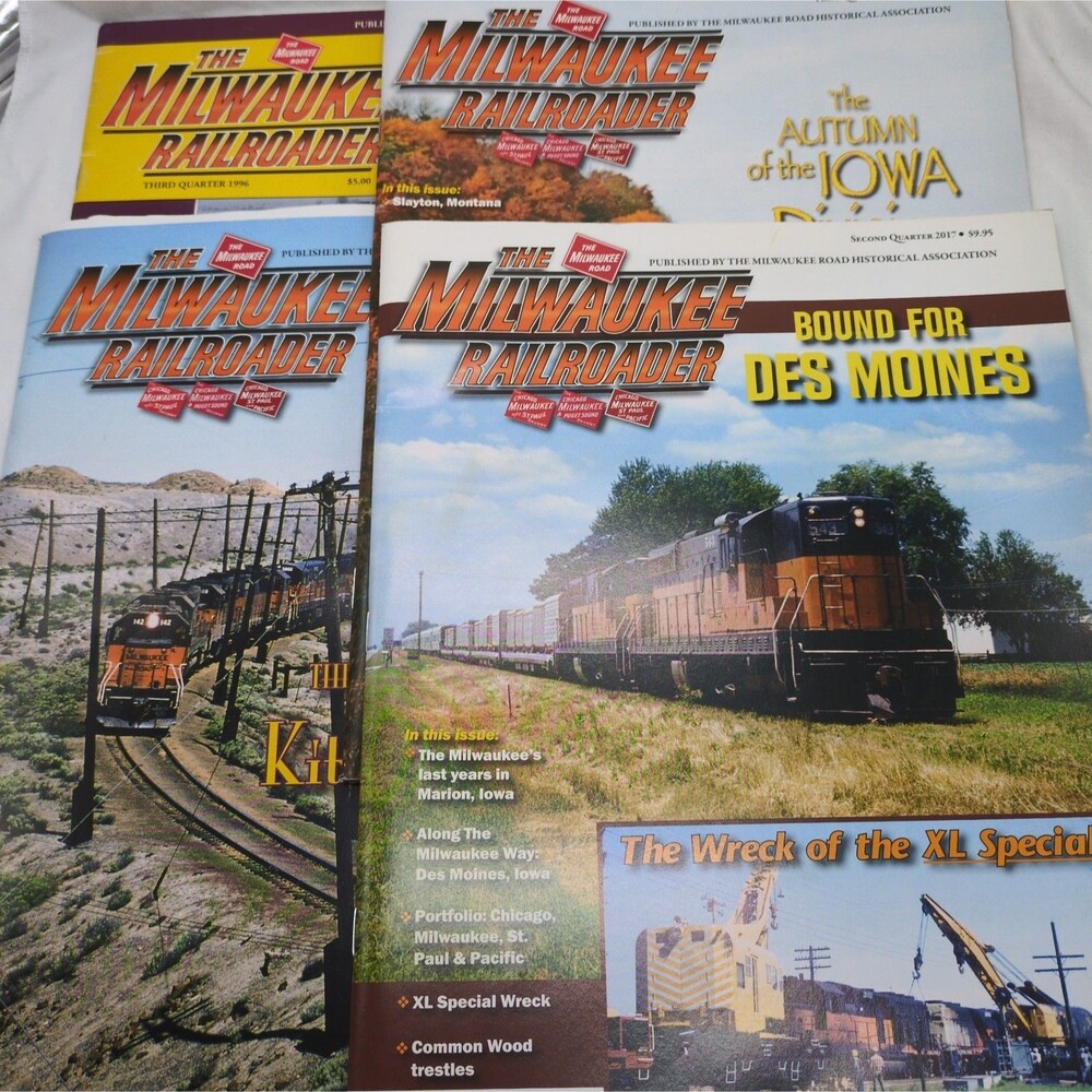 (4) The Milwaukee Railroader Magazines